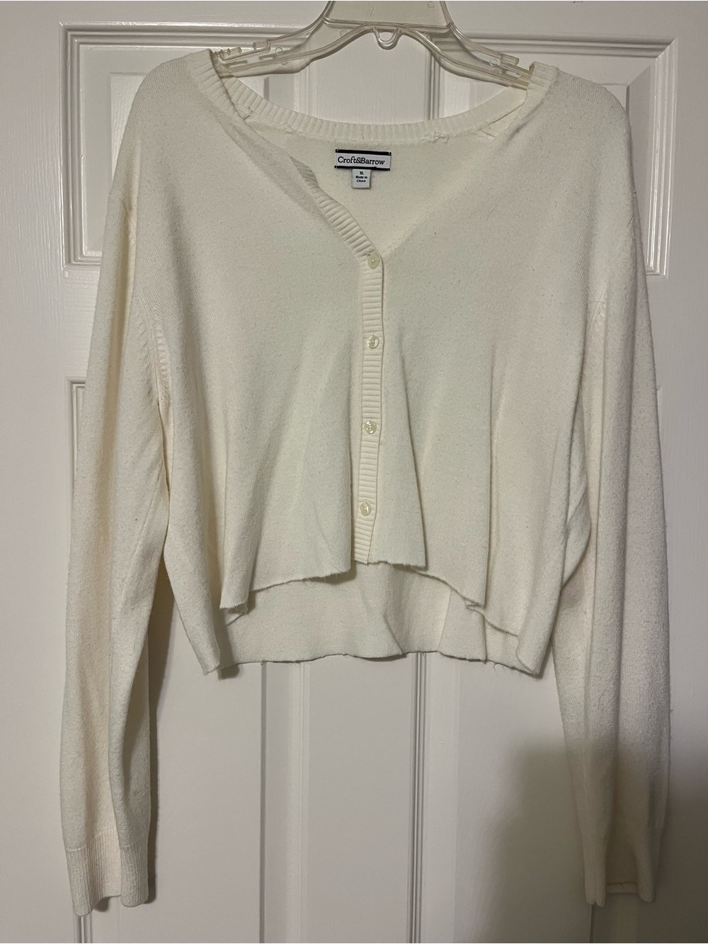 Cropped off white cardigan